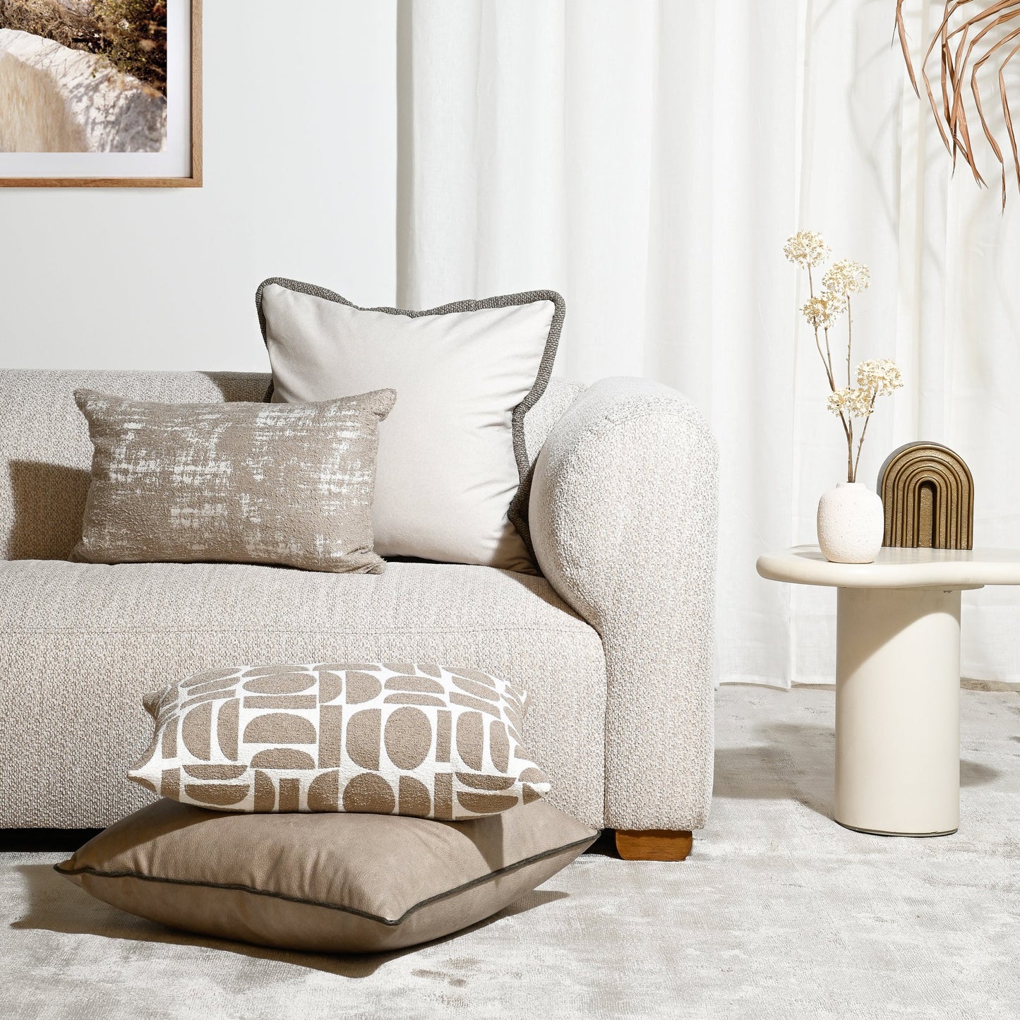 CREAM FELT WITH THICK WOVEN LATTE TRIM